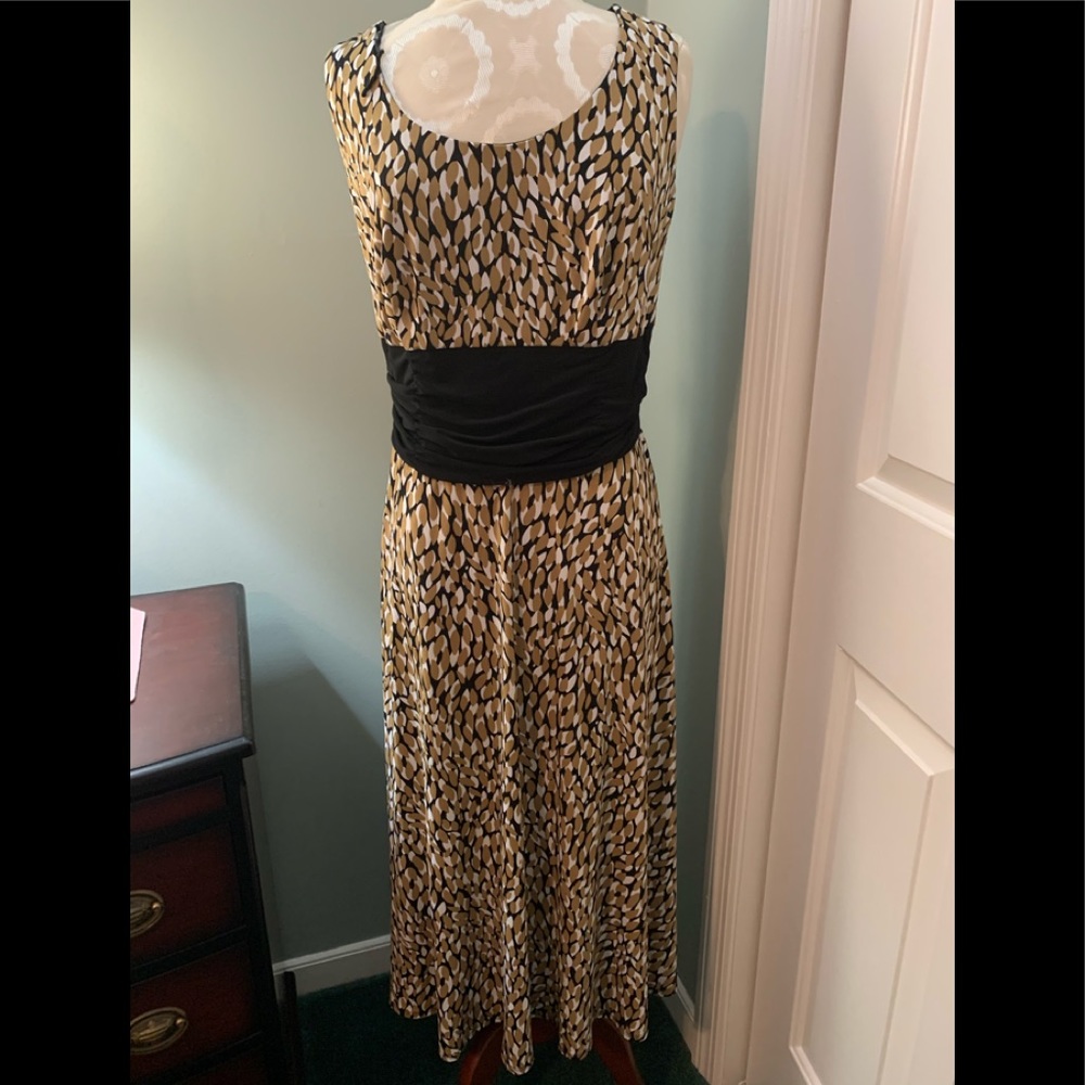 Chelsea Suite Sleeveless Dress Tan/Black Size 14W